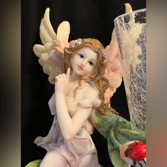Ok Lighting - Crackle Glass Flower Vase With Angel / Fairy Statue - Picture 5 of 14
